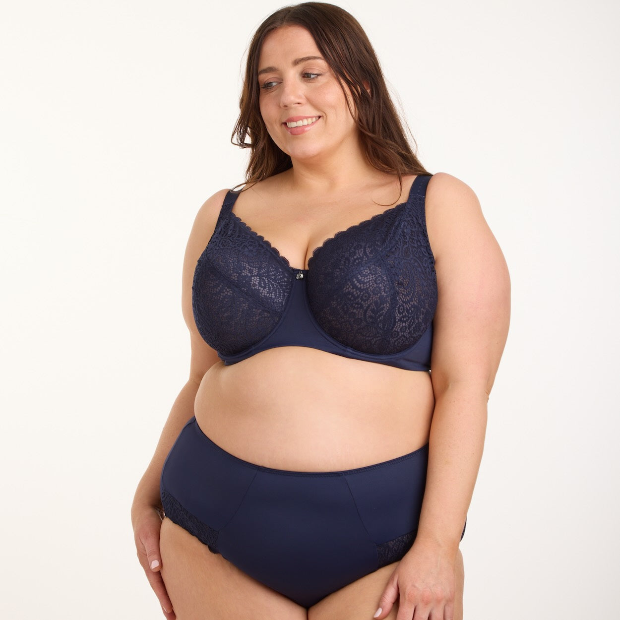 Lily Lace Premium Support Bra - Navy