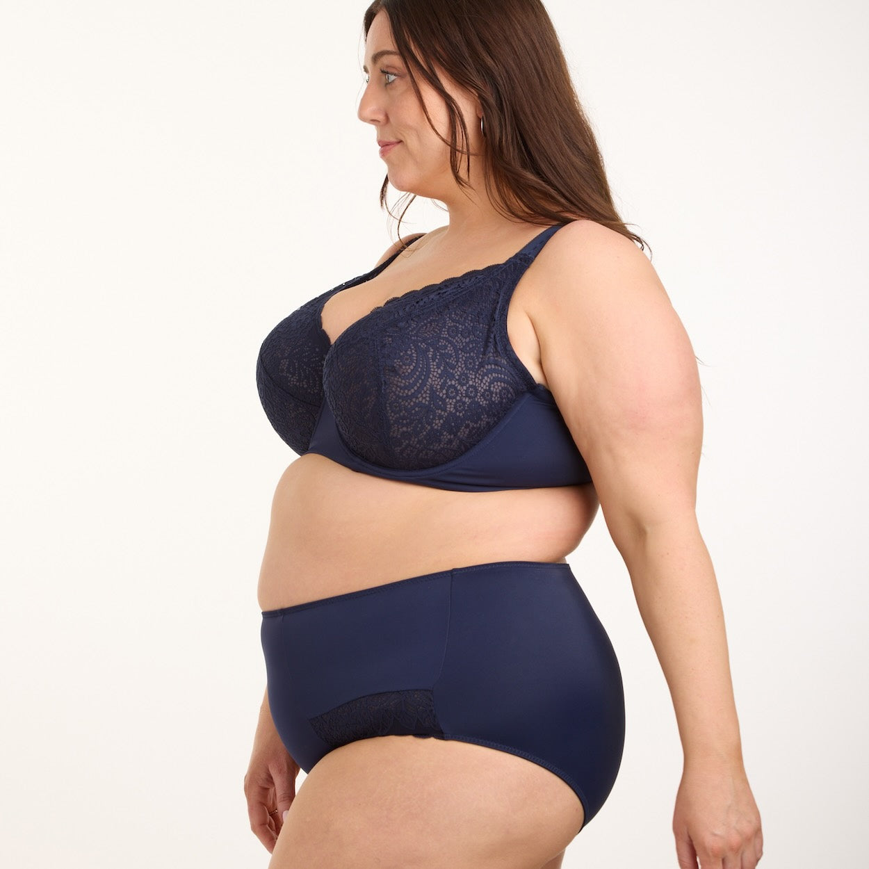 Lily Lace Premium Support Bra - Navy