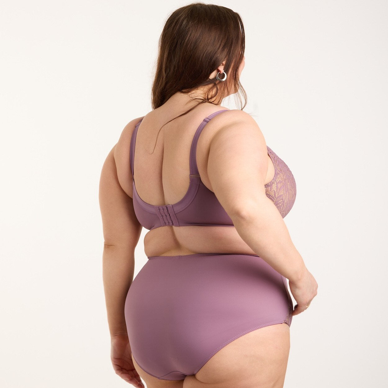 Radiate Lace Premium Support Bra - Lavender Spritz