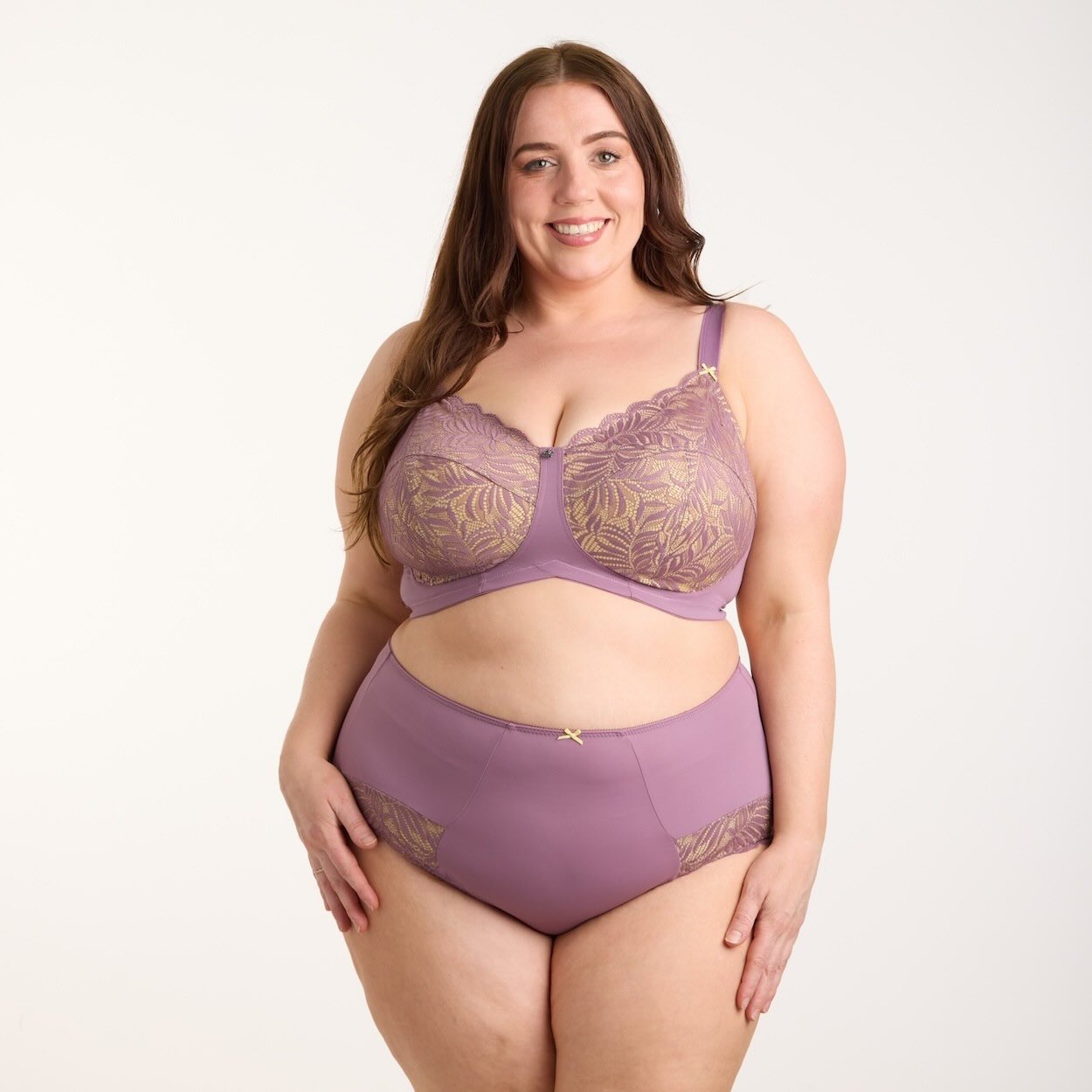 Radiate Lace Wirefree Bra - Premium Support - Lavender Spritz