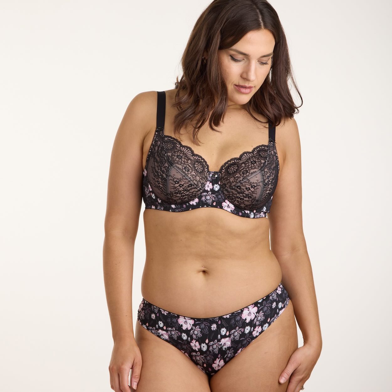 Lace Bum Bikini Brief - Black Bloom