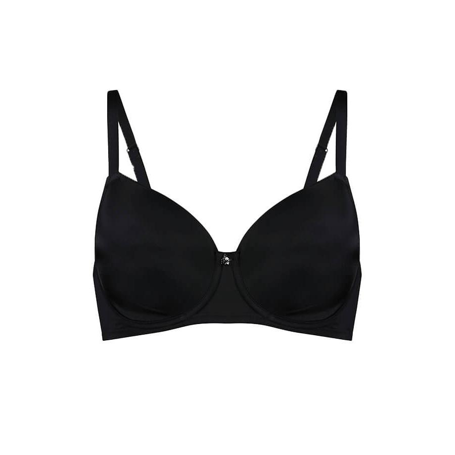 Model wearing Convertible T Shirt Bra - Black Front